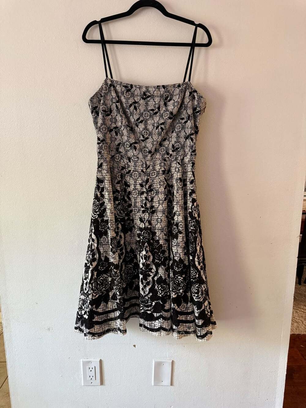 Carmen Marc Valvo Dress Size 14 Black White Floral Lace Midi Fit And Flare